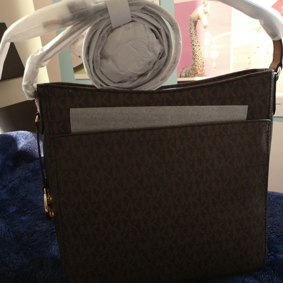 Michael Kors Bag - Picture 3 of 3